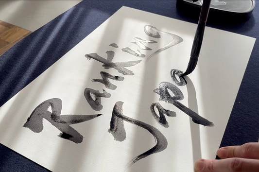 Dynamic Curves: Towa’s Artistic Touch on 'Ranking Japan'